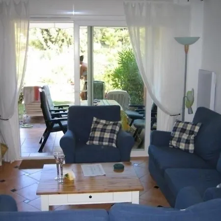 Dans Une Securisee Avec 2 Piscine Et 1 Tennis * Cavalaire-sur-Mer